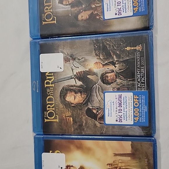 The Lord of the Rings Trilogy - Picture 2 of 4